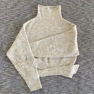 Aritzia Lorin Sweater in Cream/Grey, Size XS